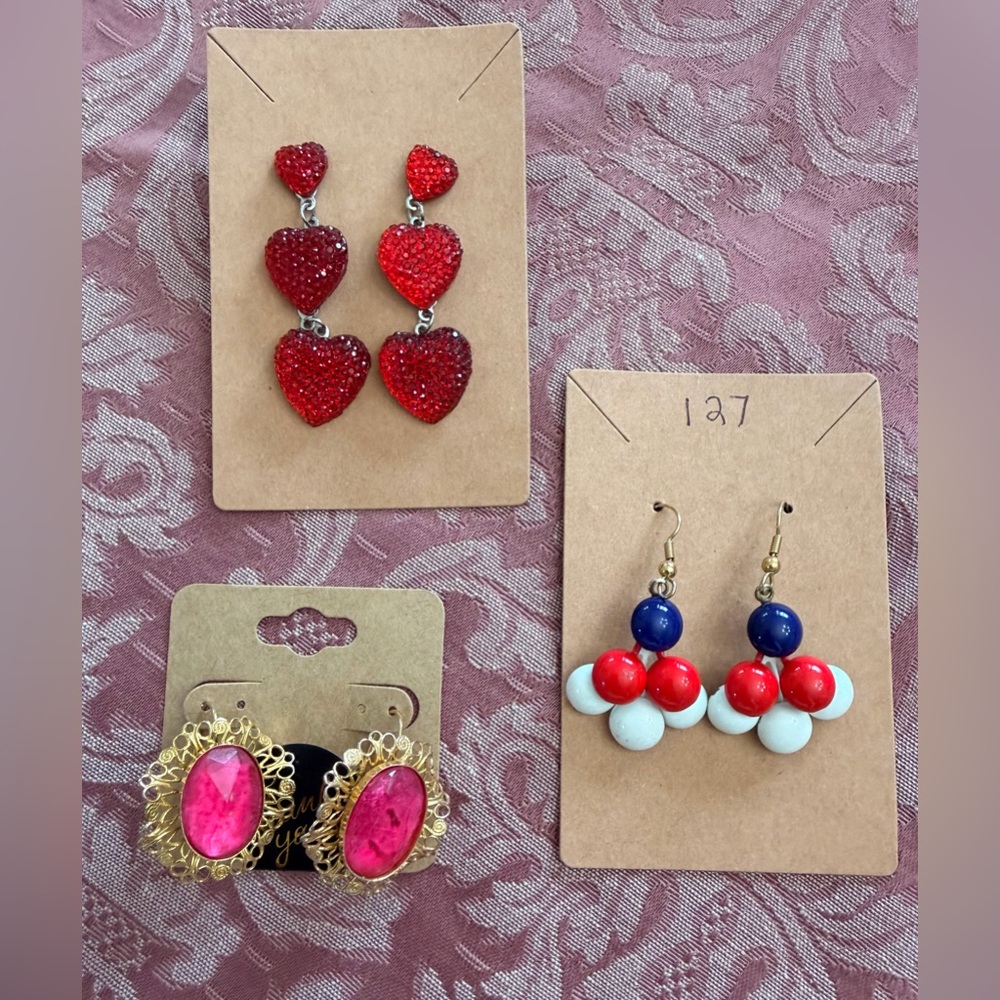 Unbranded Red Triple Heart Drop Earrings — Sparkling Red Dangle